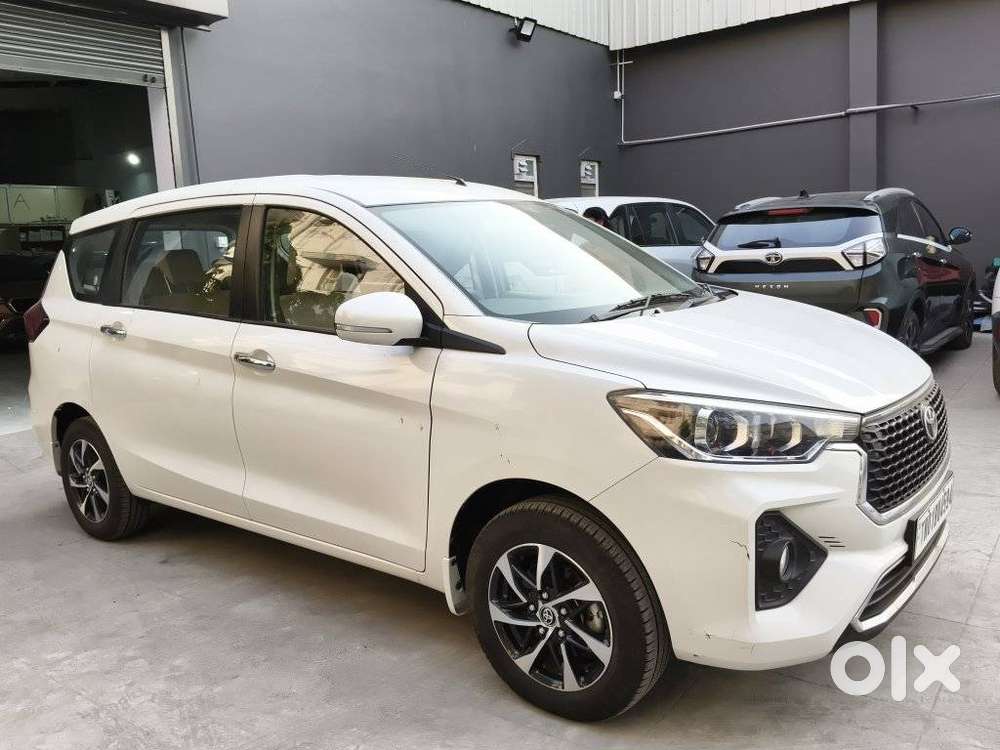 Toyota Rumion V Mt, 2024, Petrol