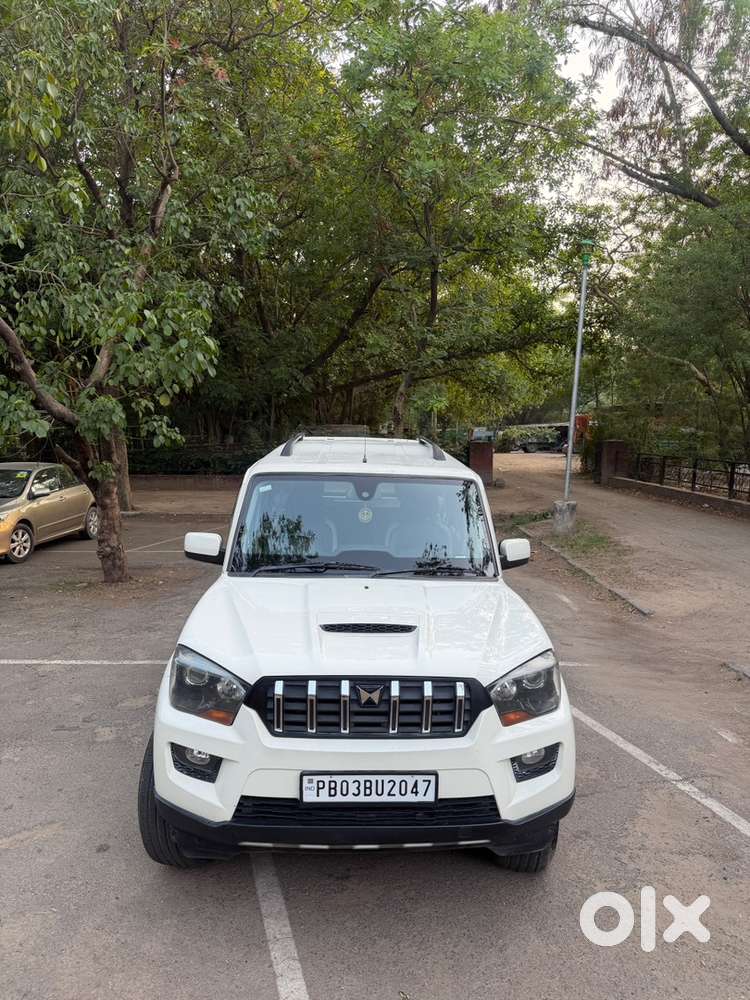 Mahindra Scorpio Diesel 2016