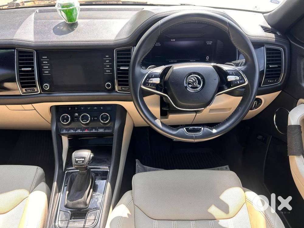 Skoda Kodiaq 2.0 L&k Tsi Dsg, 2023, Petrol
