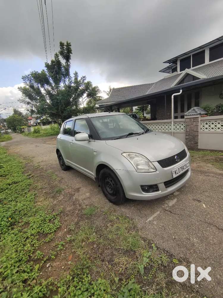 Maruti Suzuki Swift 2011 Diesel 98600 Km Driven