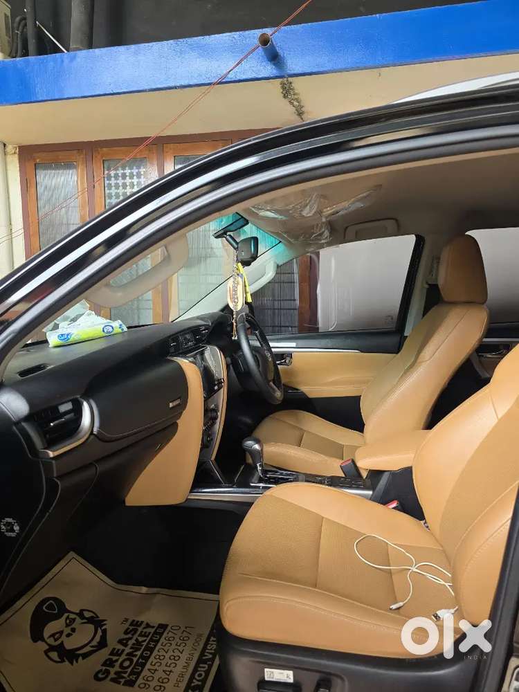 2023 Model Toyota Fortuner 4×4 Automatic 4wd Single Ownership 21,000km