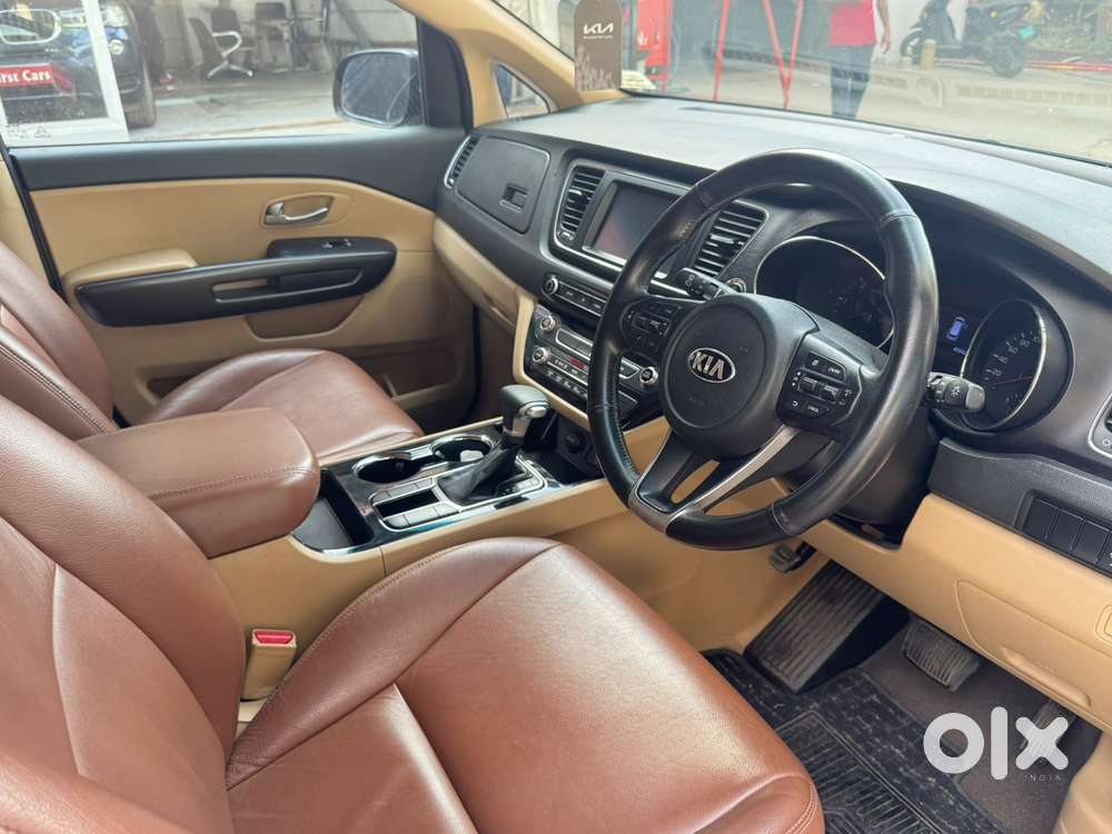 Kia Carnival Premium 8 Str, 2020, Diesel