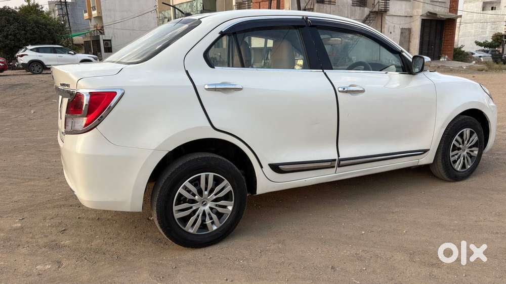 Maruti Suzuki Swift Dzire, 2018, Petrol