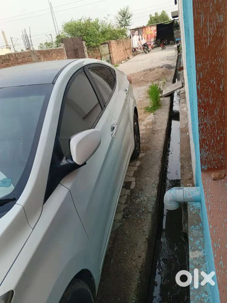 Hyundai Elantra Diesel Sx 2012