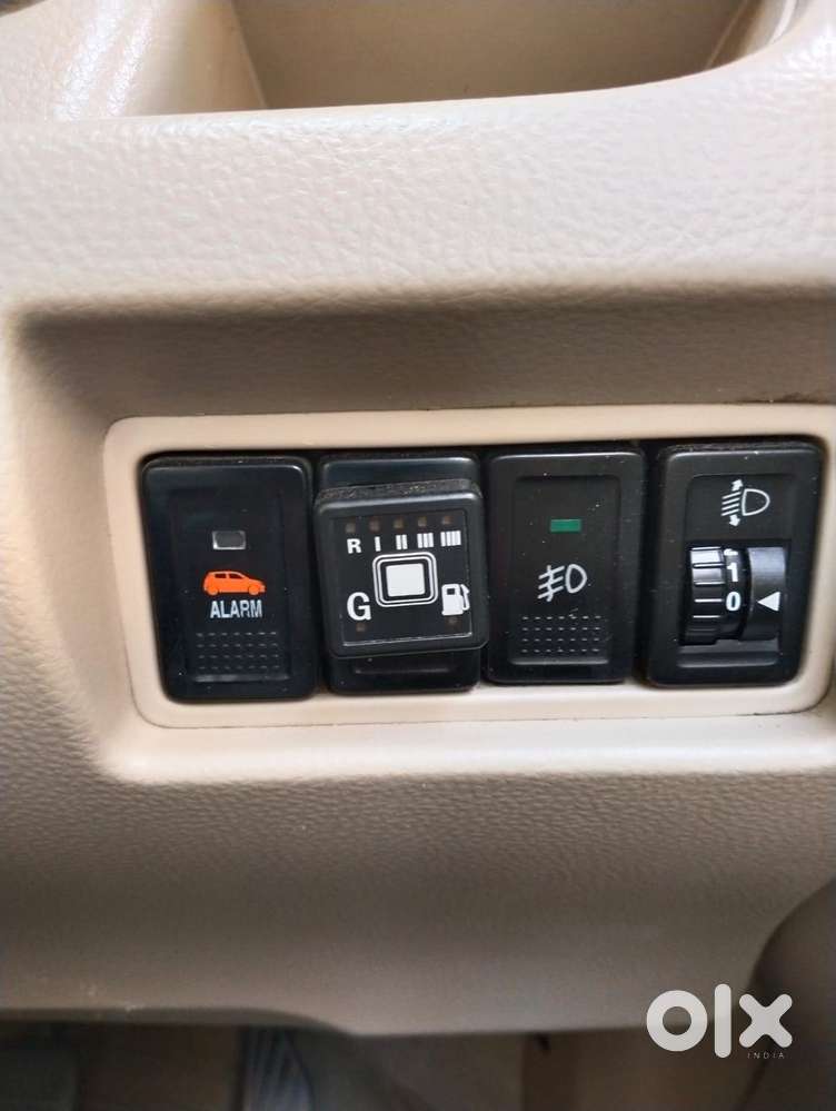 Maruti Suzuki Ertiga Vxi (o) Cng, 2014, Cng & Hybrids
