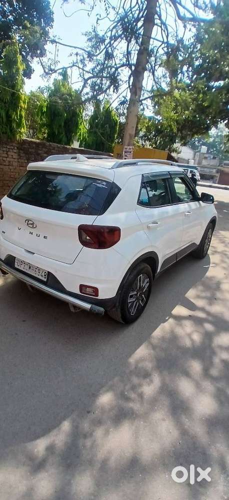 Hyundai Venue Sx (o) Mt 1.5 Diesel, 2021, Diesel