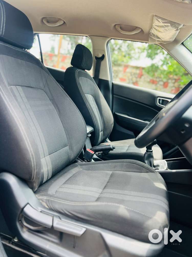 Hyundai Venue 1.2 S Plus, 2021, Petrol