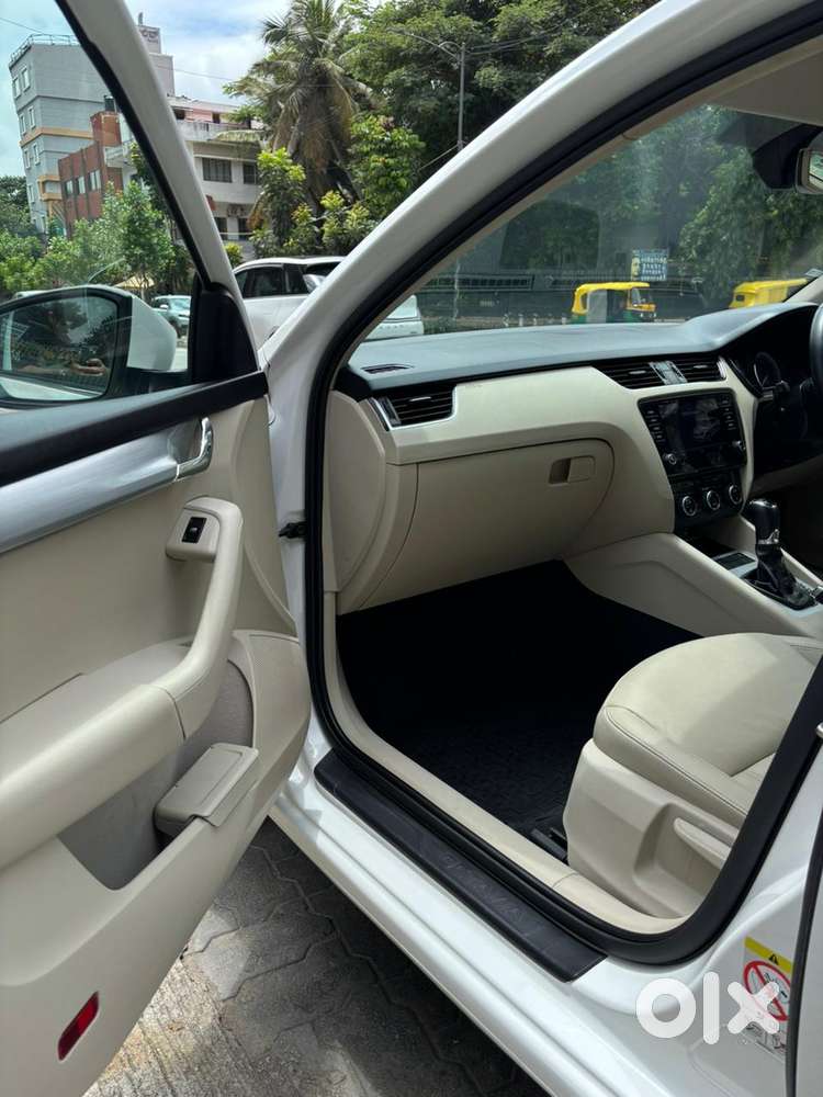 Skoda Octavia 1.8 Tsi At L K, 2018, Petrol