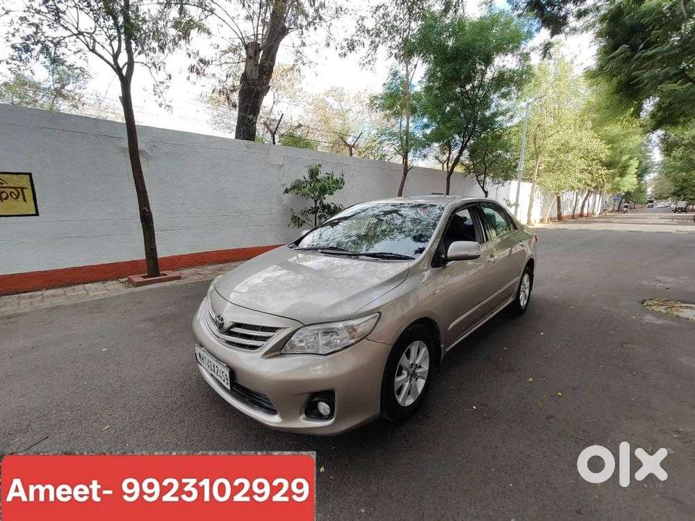 Toyota Corolla Altis Facelift, 2014, Petrol