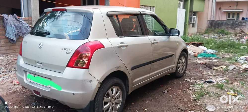Maruti Suzuki Swift 2011 Petrol Manual