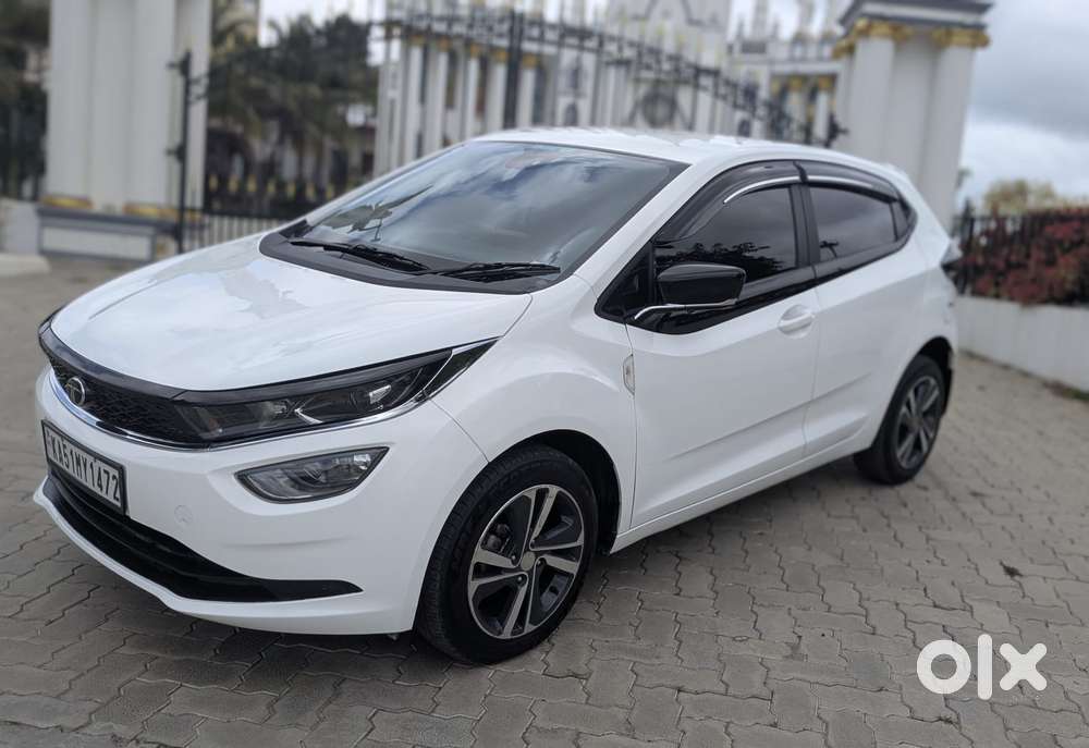 Tata Altroz Xz, 2025, Petrol