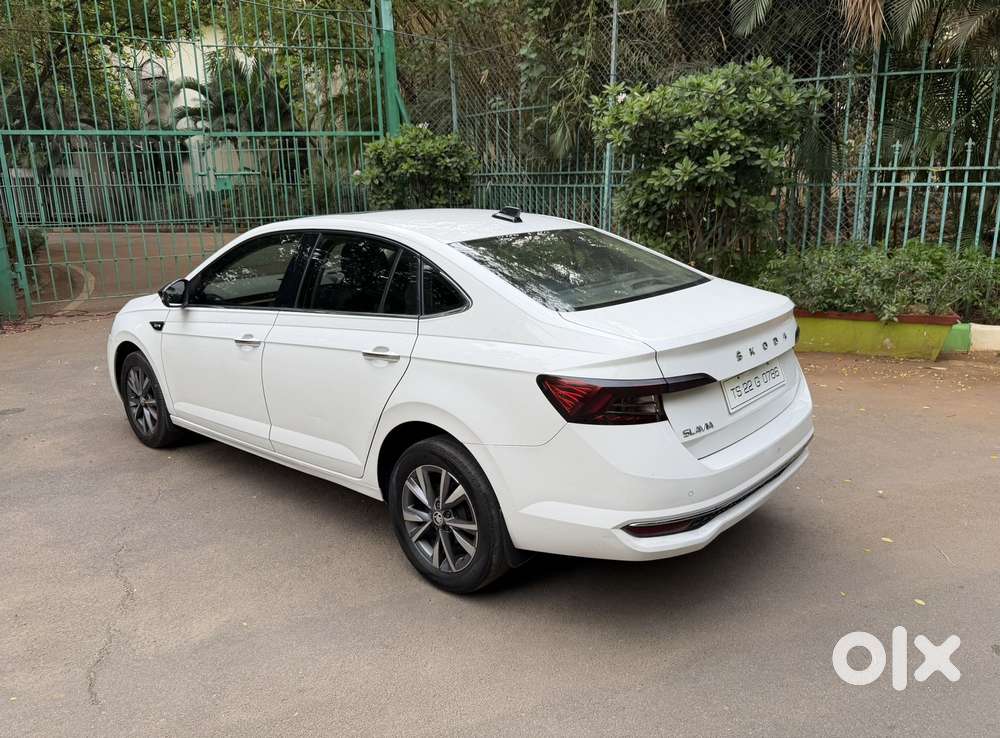 Skoda Slavia 1.0 Tsi Style At, 2022, Petrol