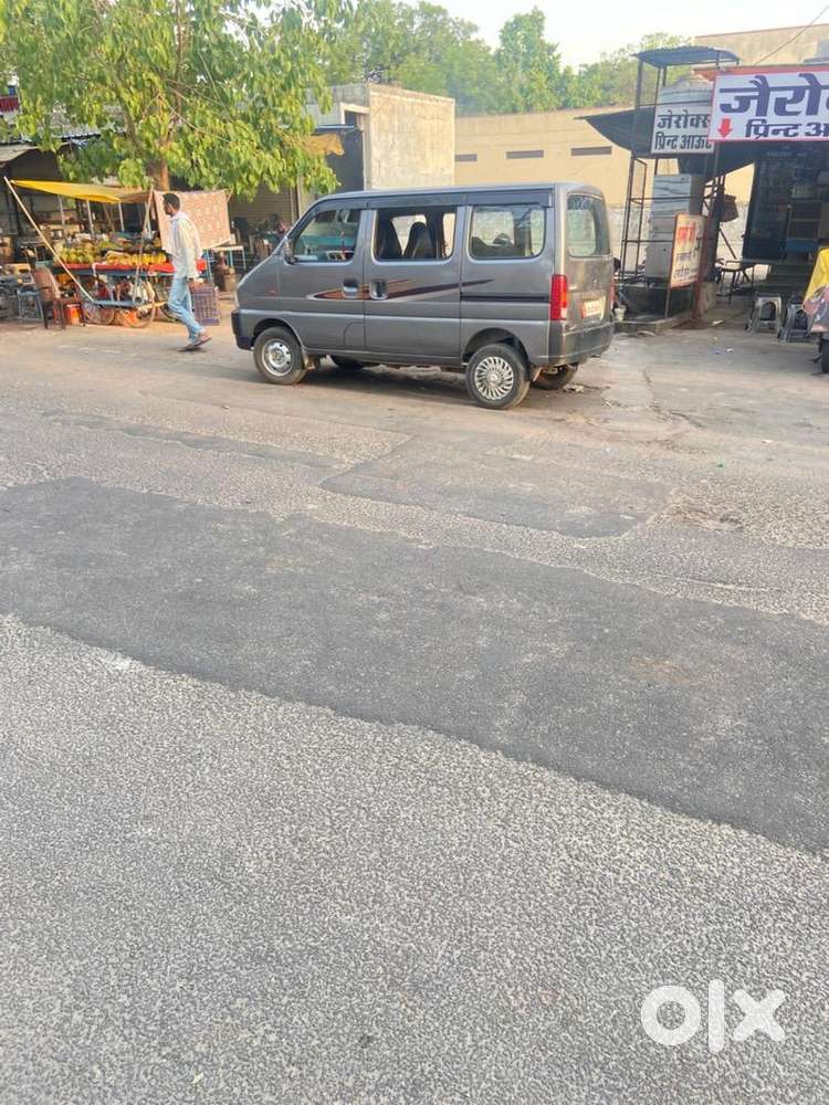 Maruti Suzuki Eeco 22 Petrol Good Condition