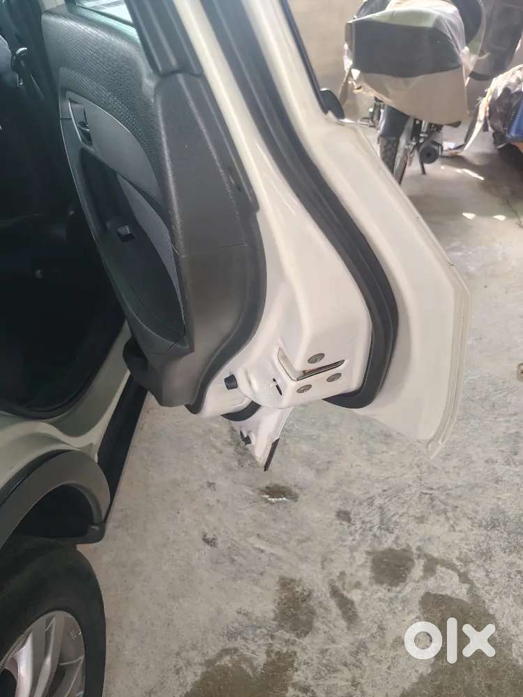 Brezza Zdi Plus 2016 Push Button Staboth Key Oct Tk Bima All Original