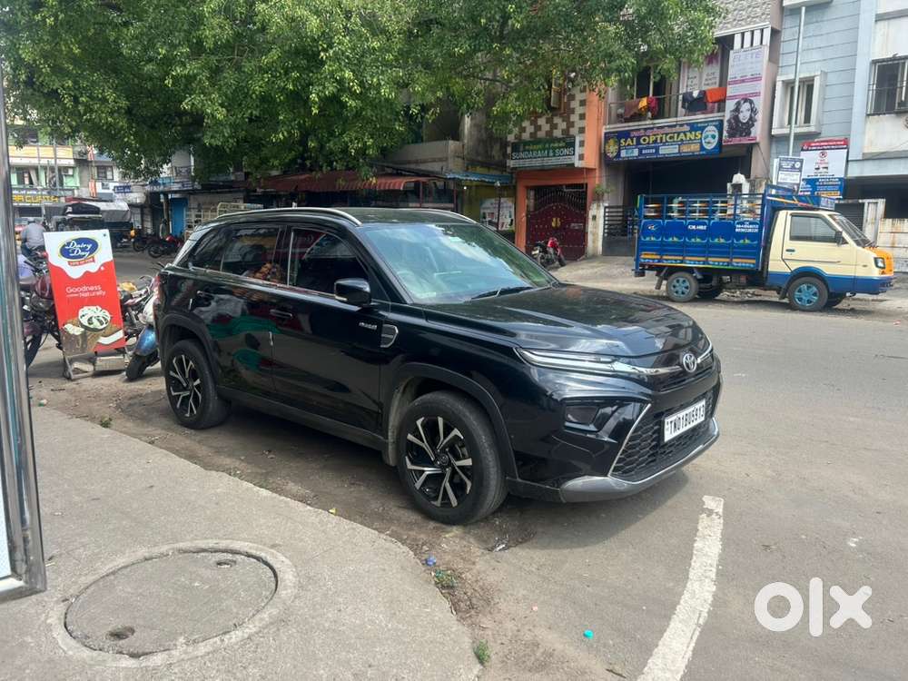 Toyota Urban Cruiser Hyryder Petrol 2025