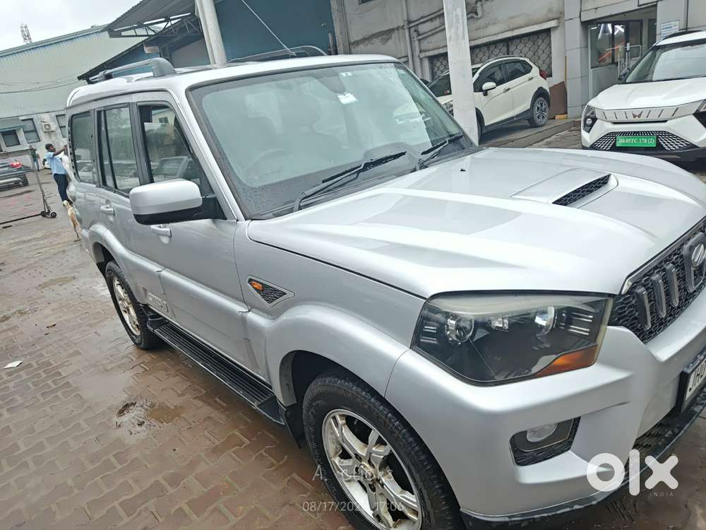 Mahindra Scorpio S10, 2017, Diesel