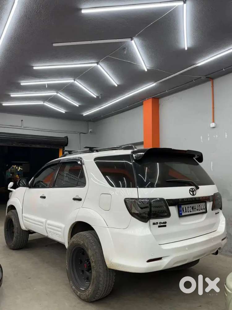 Toyota Fortuner 3.0l2wdat Diesel 2013 Automatic