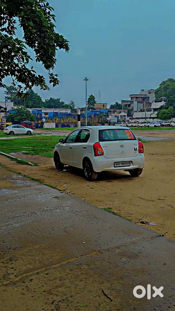 Toyota Etios Liva 2013 Car