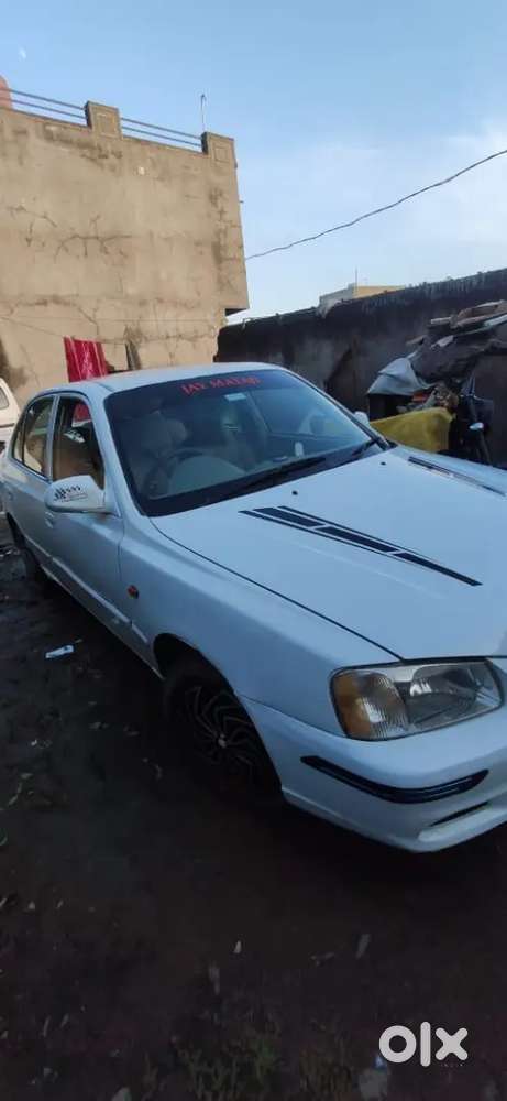 Hyundai Accent Gl 2010