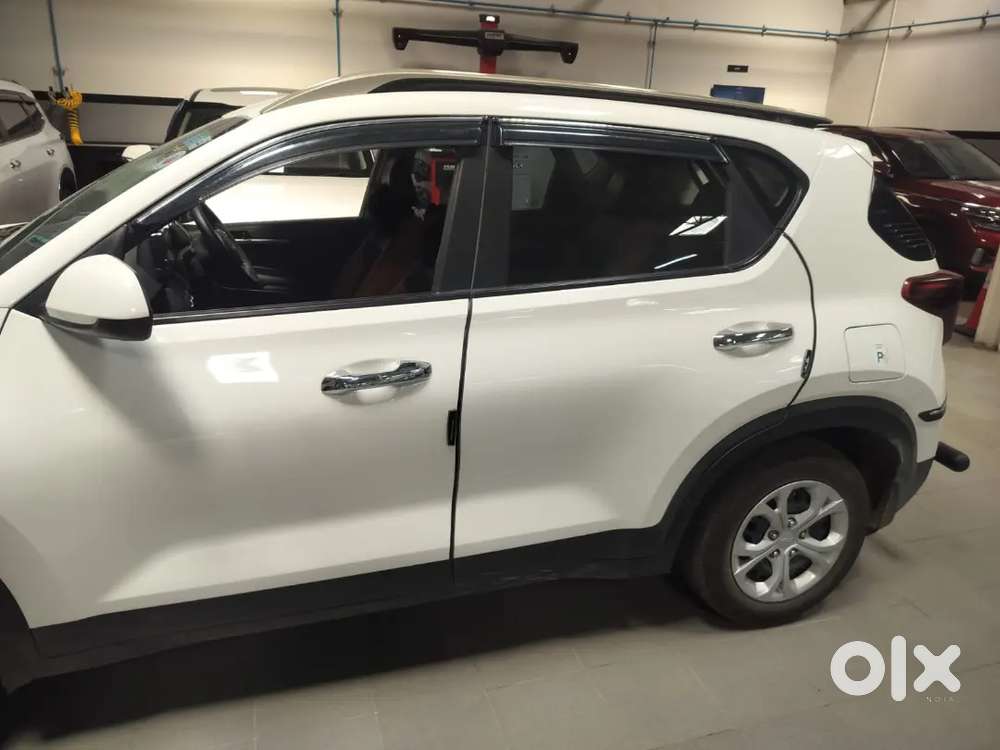 Kia Sonet Hte O December Registration 2025 Petrol 3300 Km Driven