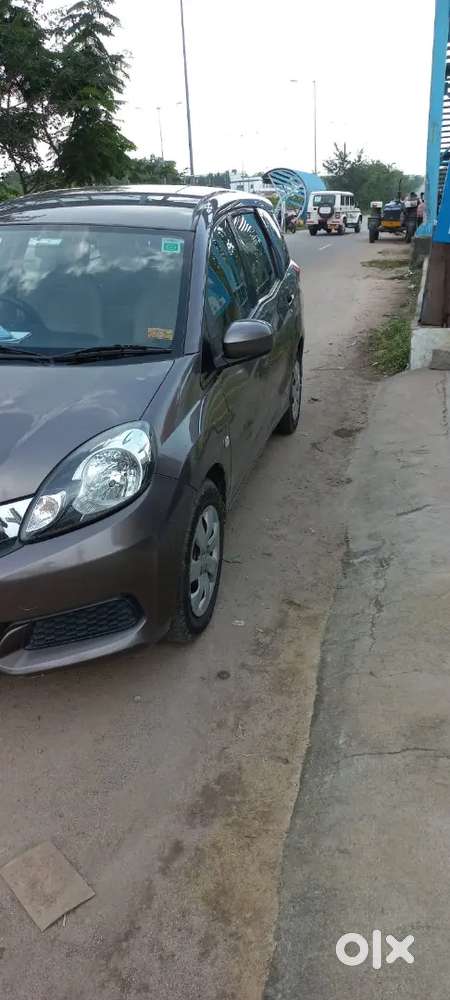 Honda Mobilio Petrol 2014 Variant