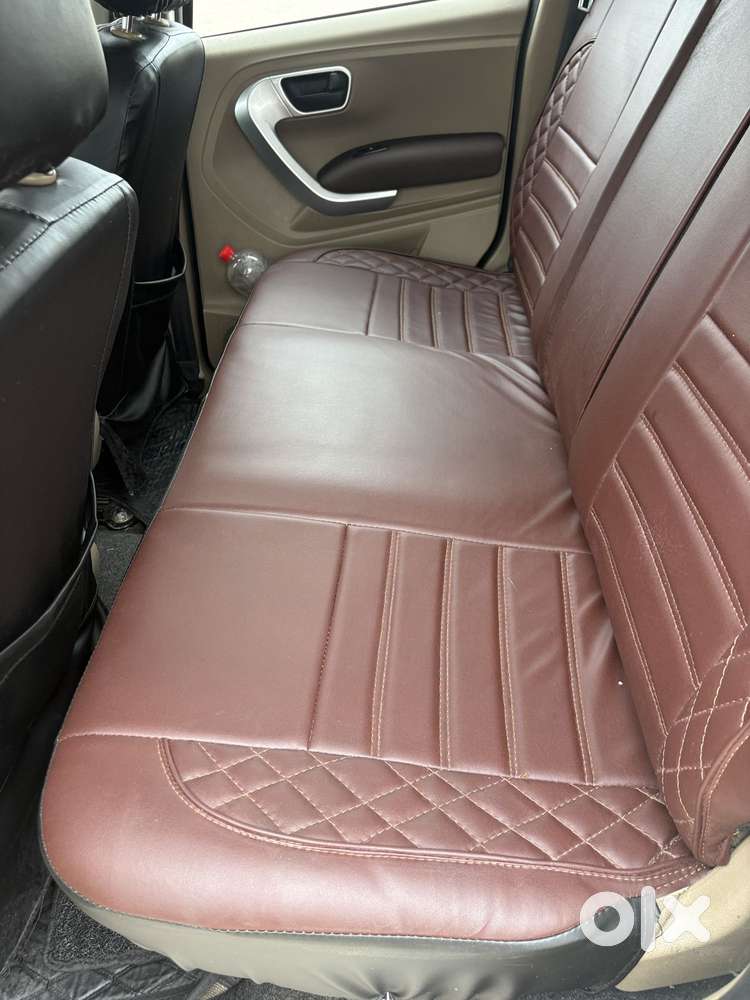 Mahindra Tuv 300 T8, 2018, Diesel