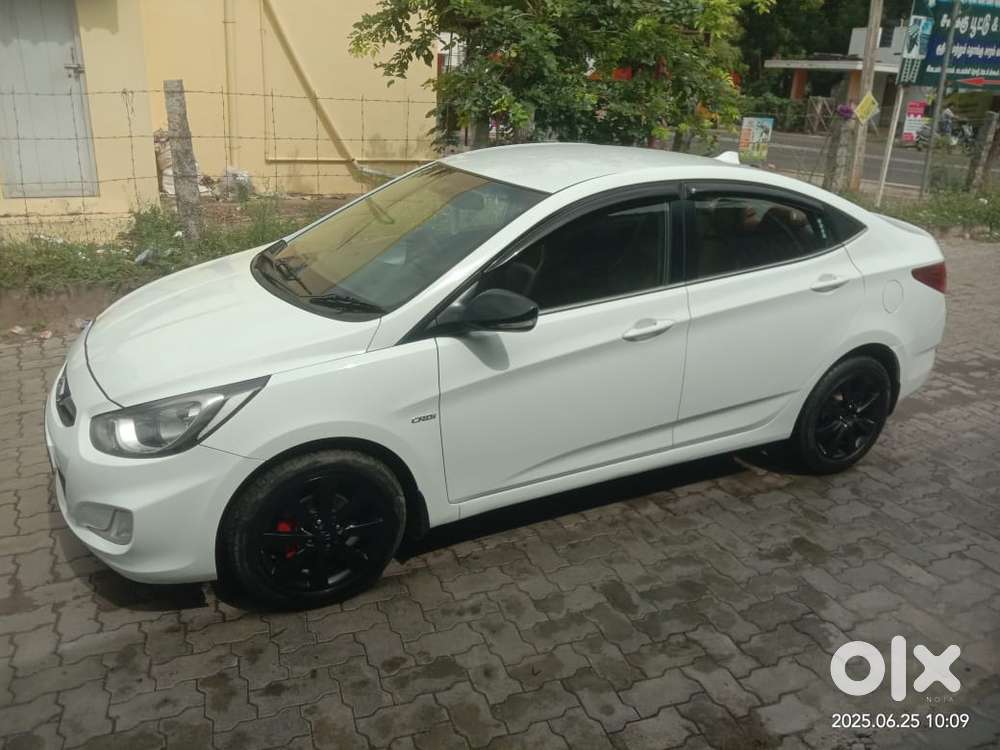 Hyundai Fluidic Verna 1.6 Crdi Sx, 2021, Diesel