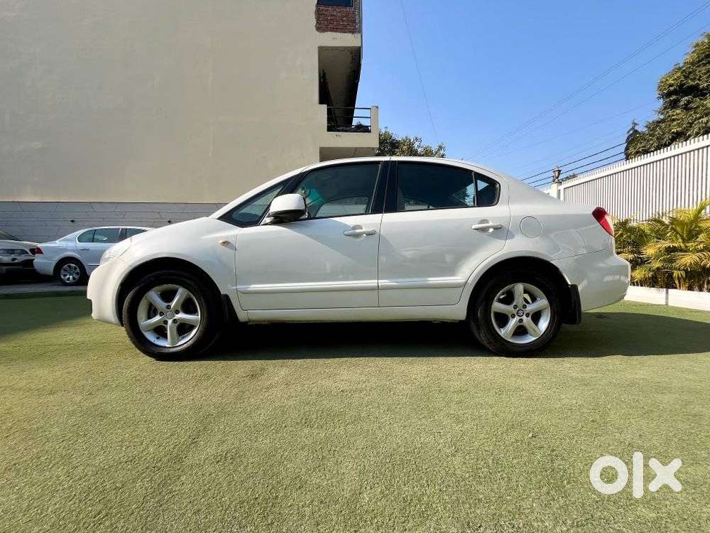 Maruti Suzuki Sx4 Zxi (opt), 2011, Petrol