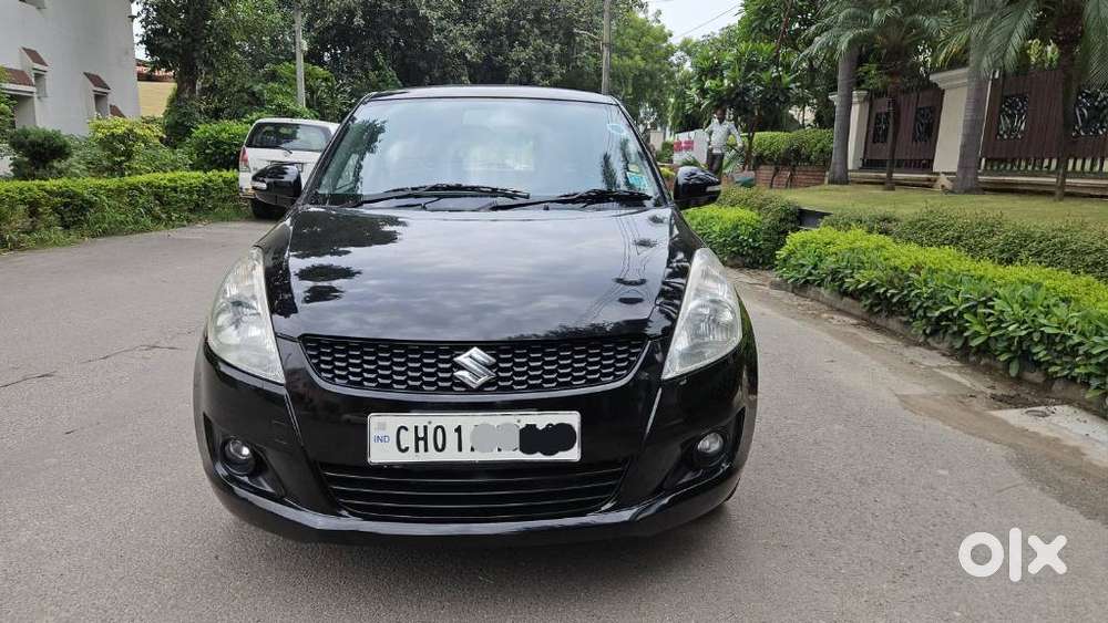 Maruti Suzuki Swift Zxi Bsiv, 2012, Petrol