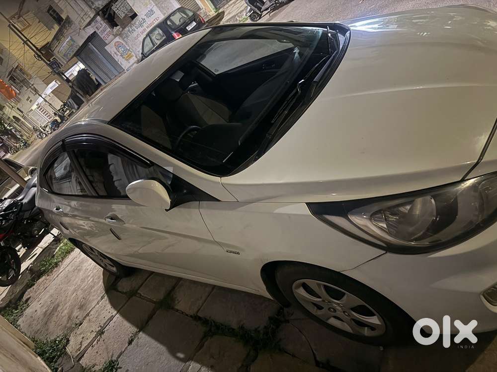 Hyundai Verna Fluidic 2011