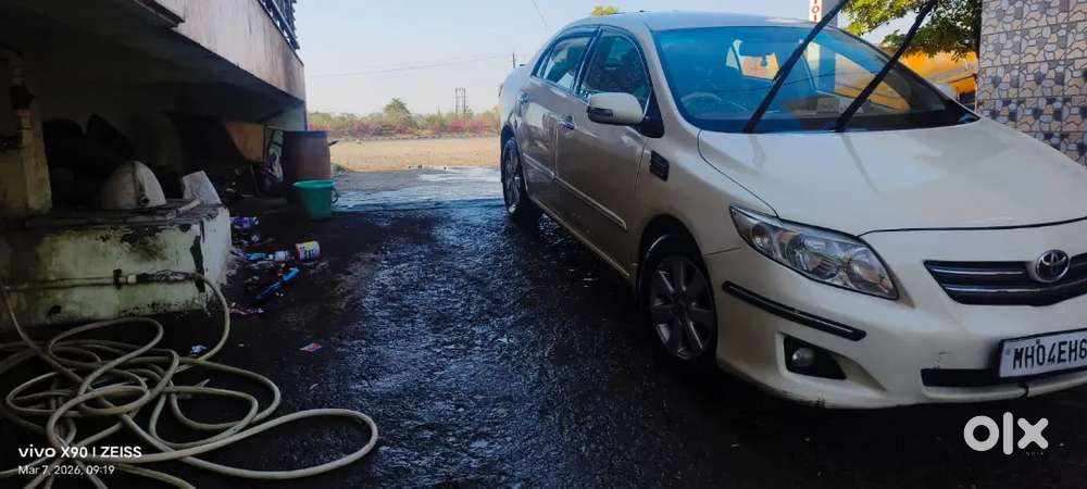 Toyota Corolla Altis 2010