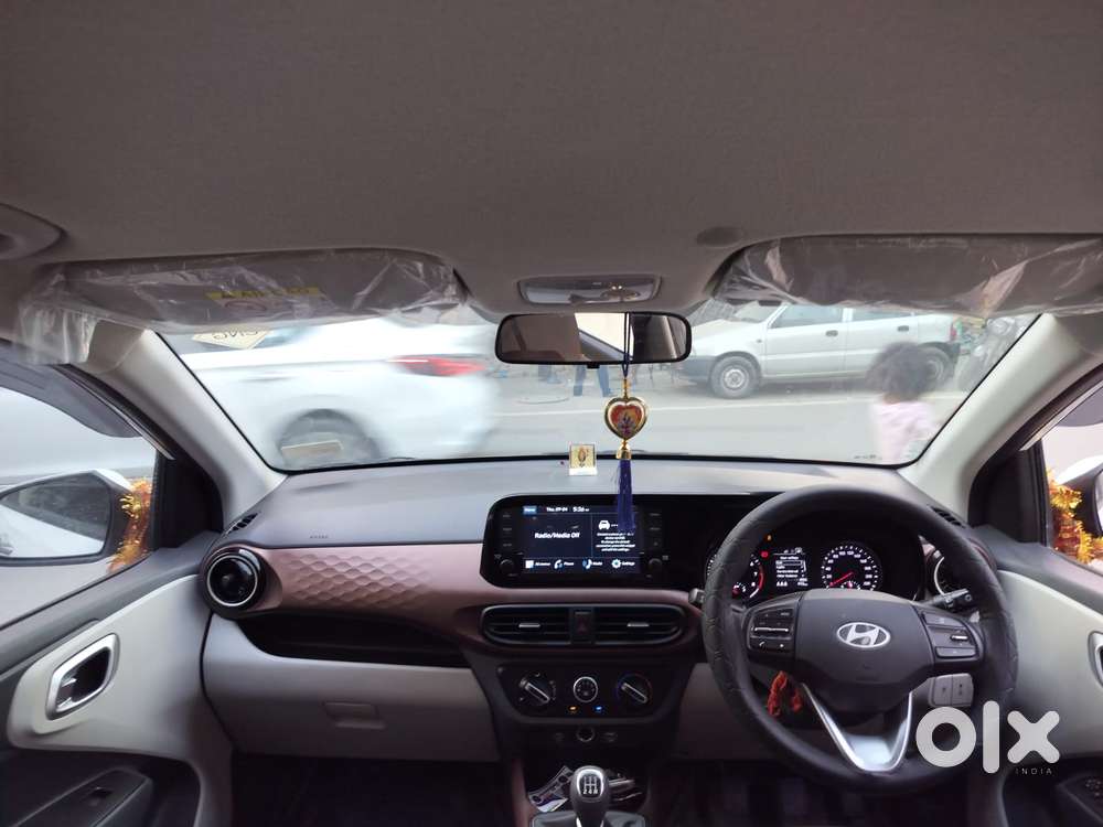 Hyundai Aura 1.2 Sx Cng, 2026, Cng & Hybrids