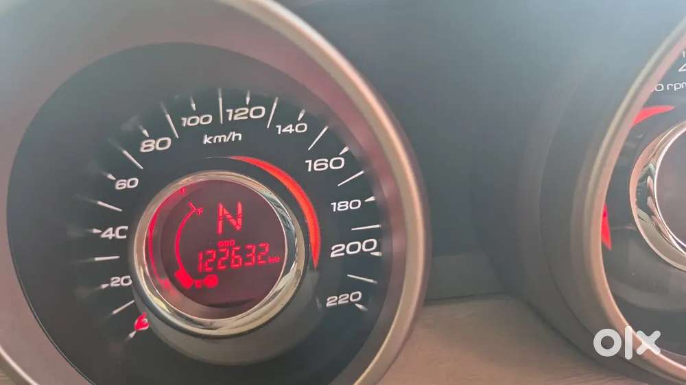 Mahindra Xuv500 2012 Diesel 120000 Km Driven