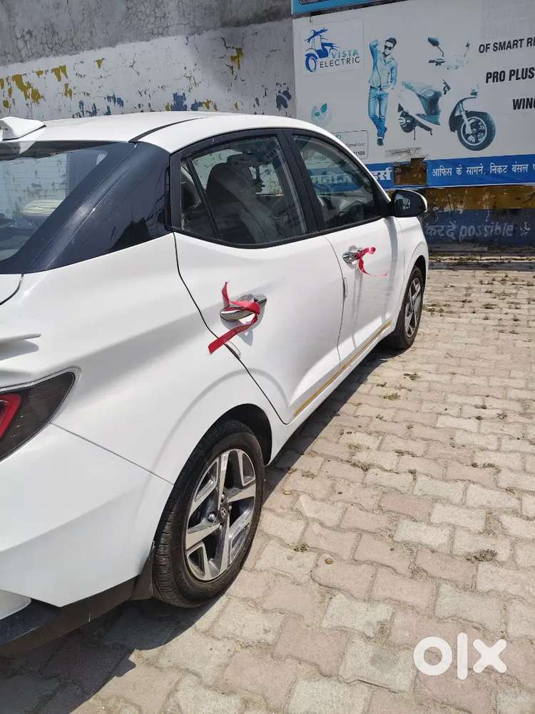 Hyundai Aura 1.2 Sx 2025 Cng