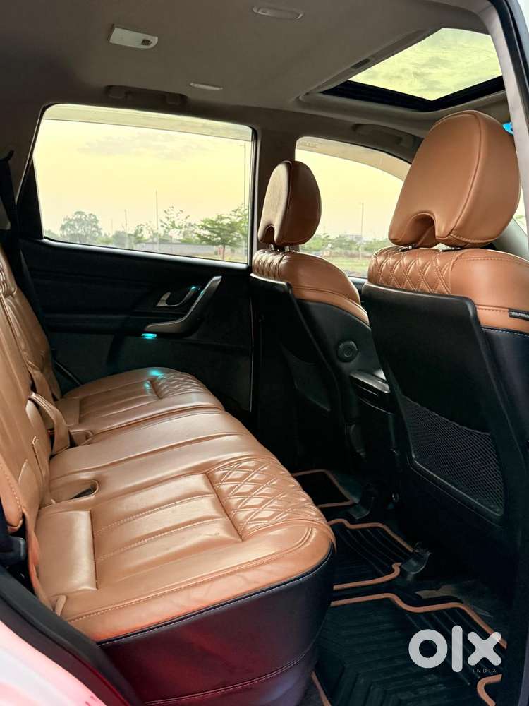 Mahindra Xuv500 W11 Option, 2018, Diesel