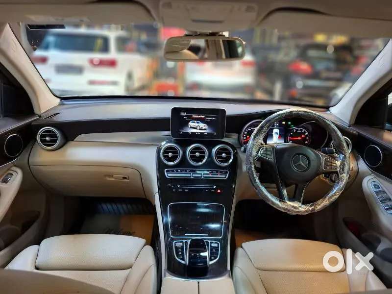 Mercedes-benz Glc Class Progressive 300, 2019, Petrol