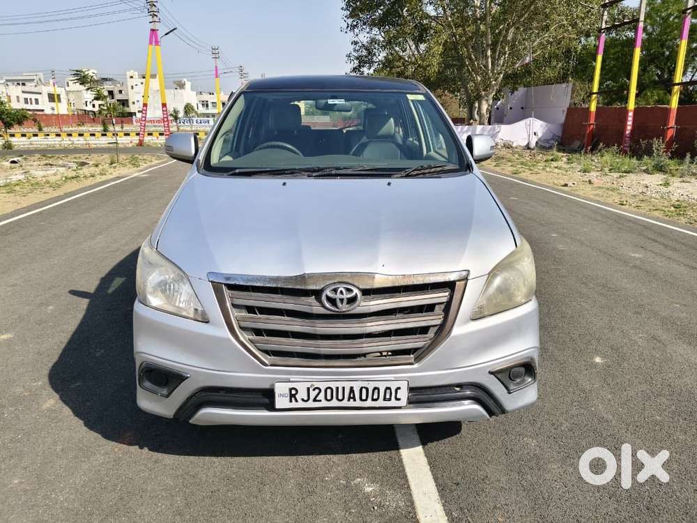 Toyota Innova 2.5 G (diesel) 8 Seater, 2013, Diesel