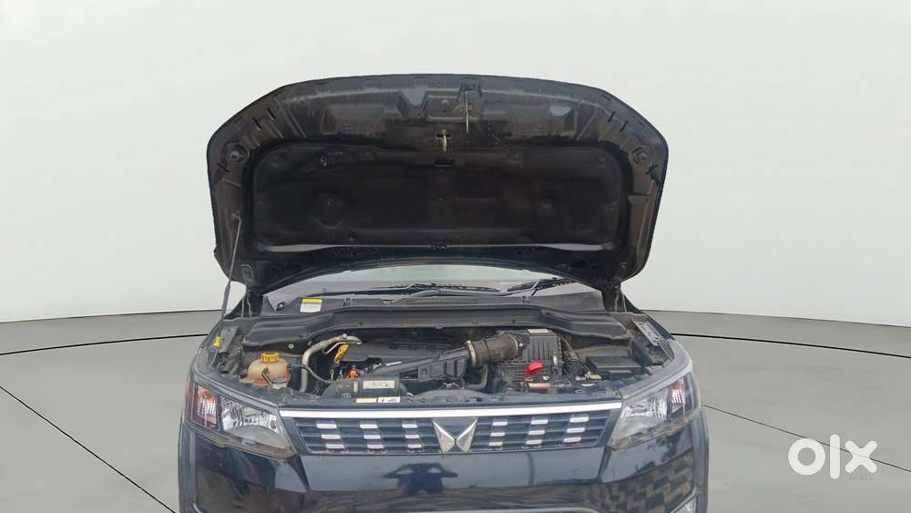 Mahindra Xuv300 W6, 2023, Petrol