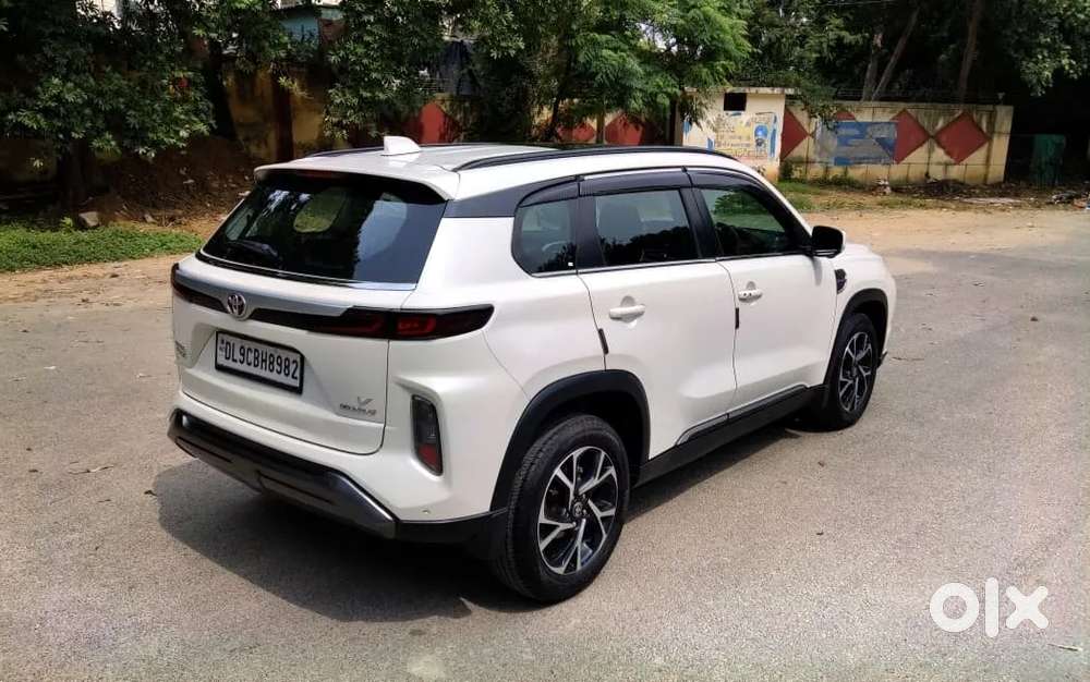 Toyota Urban Cruiser Hyryder 1.5 V Hybrid, 2025, Petrol