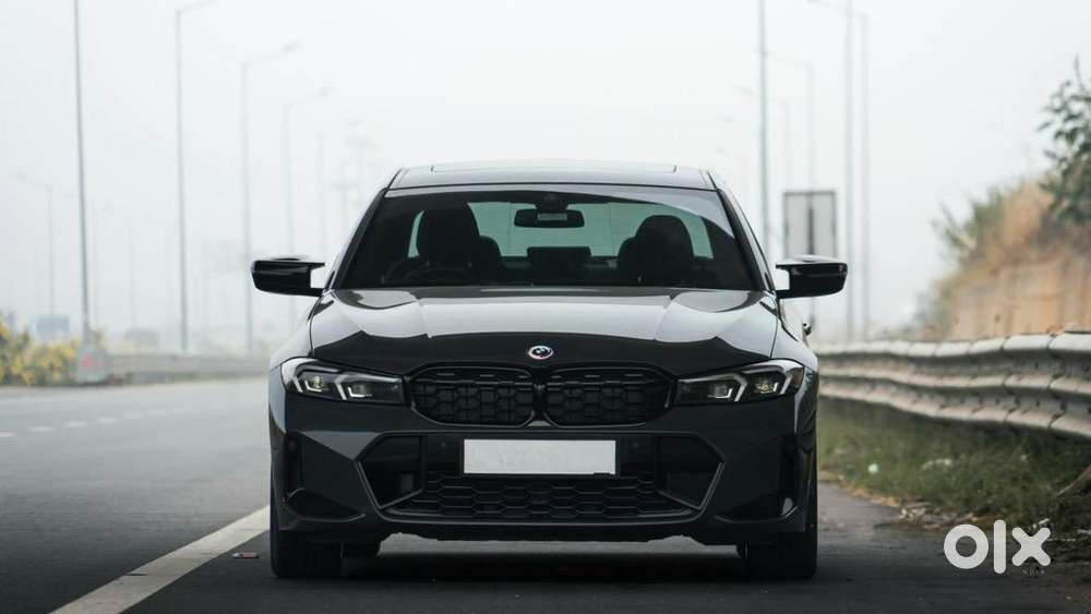 Bmw With 4000 Km Driven, 2024
