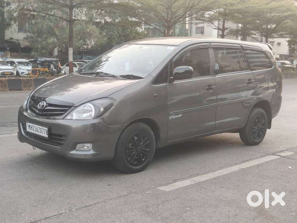 Toyota Innova 2.5 G (diesel) 8 Seater, 2011, Diesel