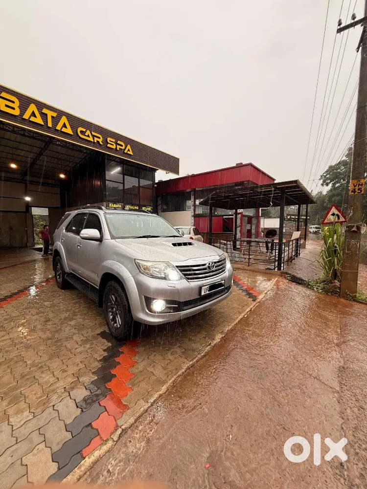 Toyota Fortuner Diesel 2015