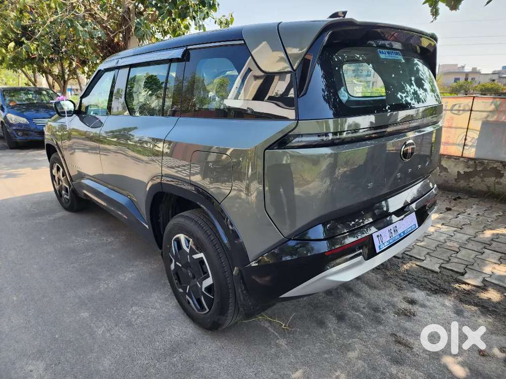 Tata Sierra Dca Pure, Petrol Variant 1100 Km Driven Munnar Mist Color