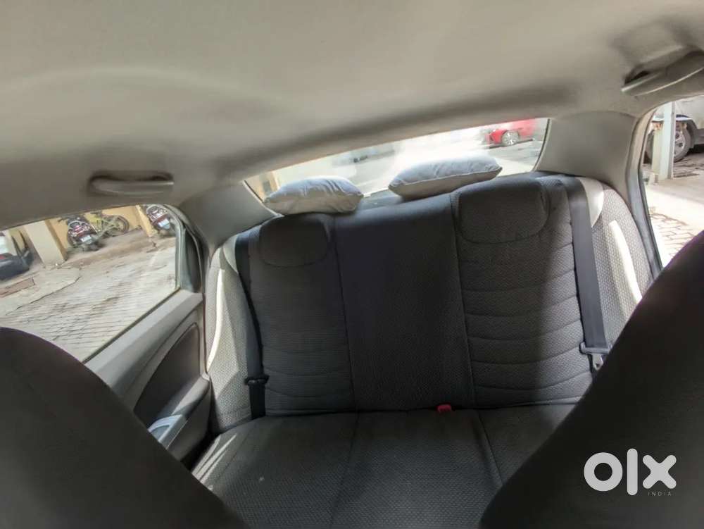 Toyota Etios 1.5 V 2012