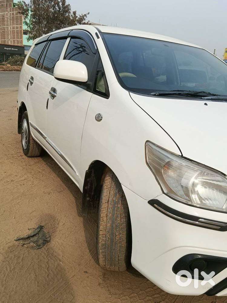 Toyota Innova 2.0 Gx 8 Seater, 2016, Diesel