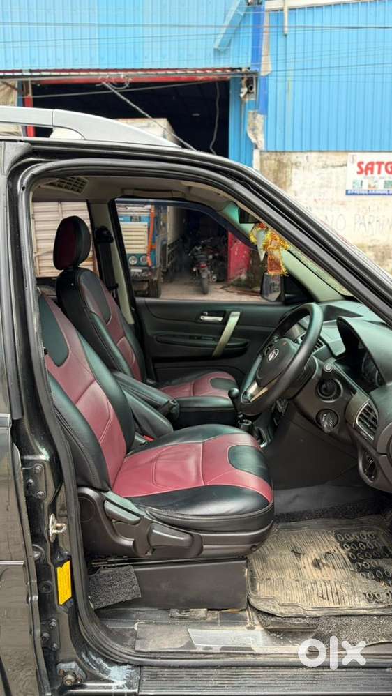 Tata Safari Storme Ex