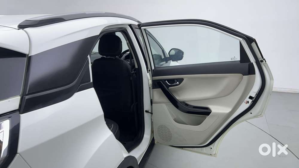 Tata Nexon 1.2 Revotron Xza Plus Hs, 2022, Petrol