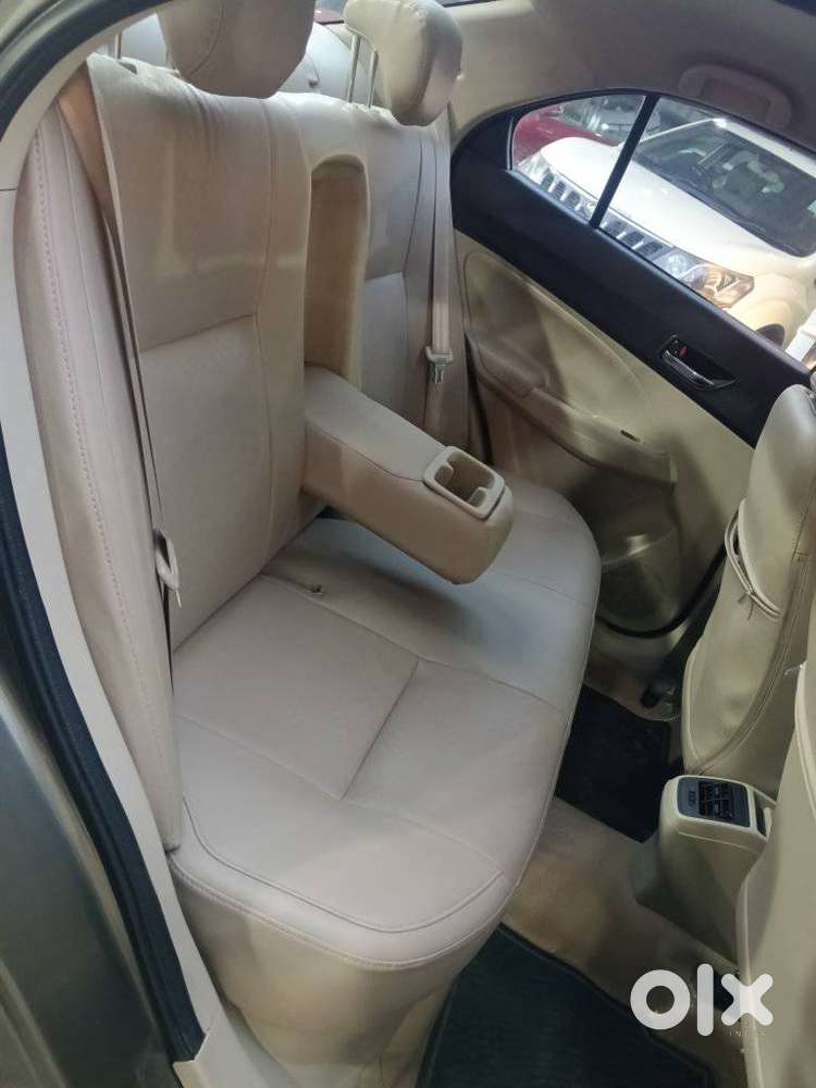 Maruti Suzuki Swift Dzire Vxi(o) Mt, 2023, Petrol