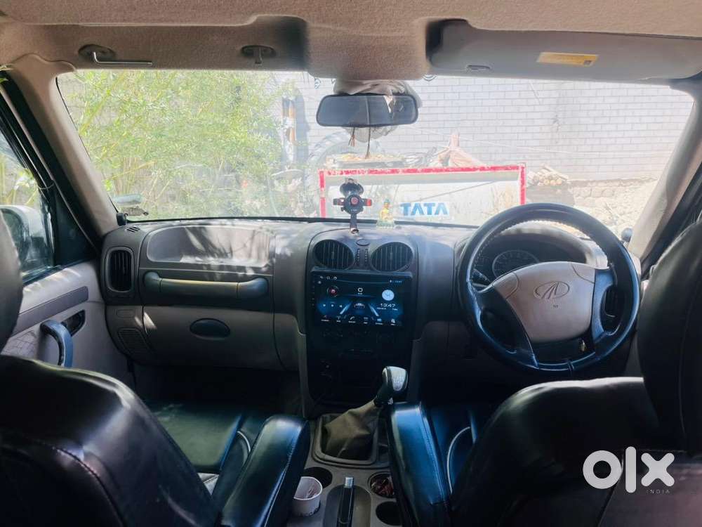 Mahindra Scorpio Nov 2013 Model Diesel Well Maintained