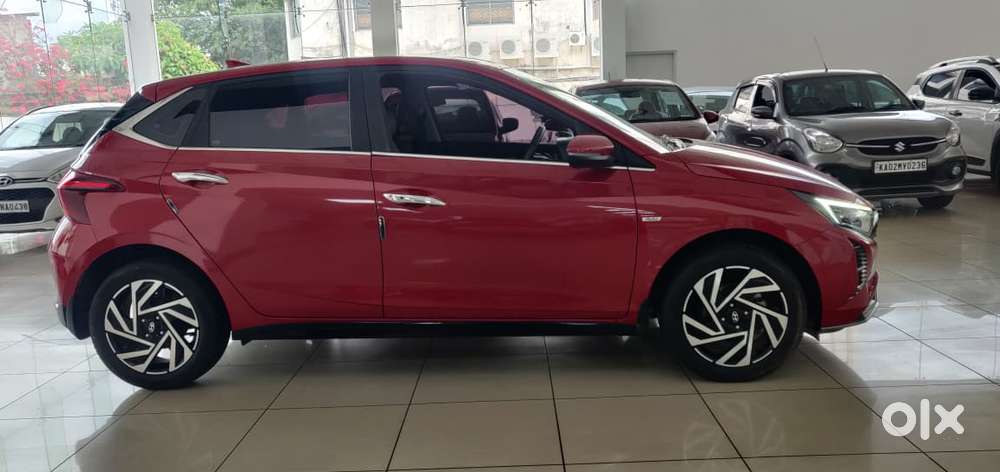 Hyundai I20 Asta (o) 1.2 Ivt, 2024, Petrol